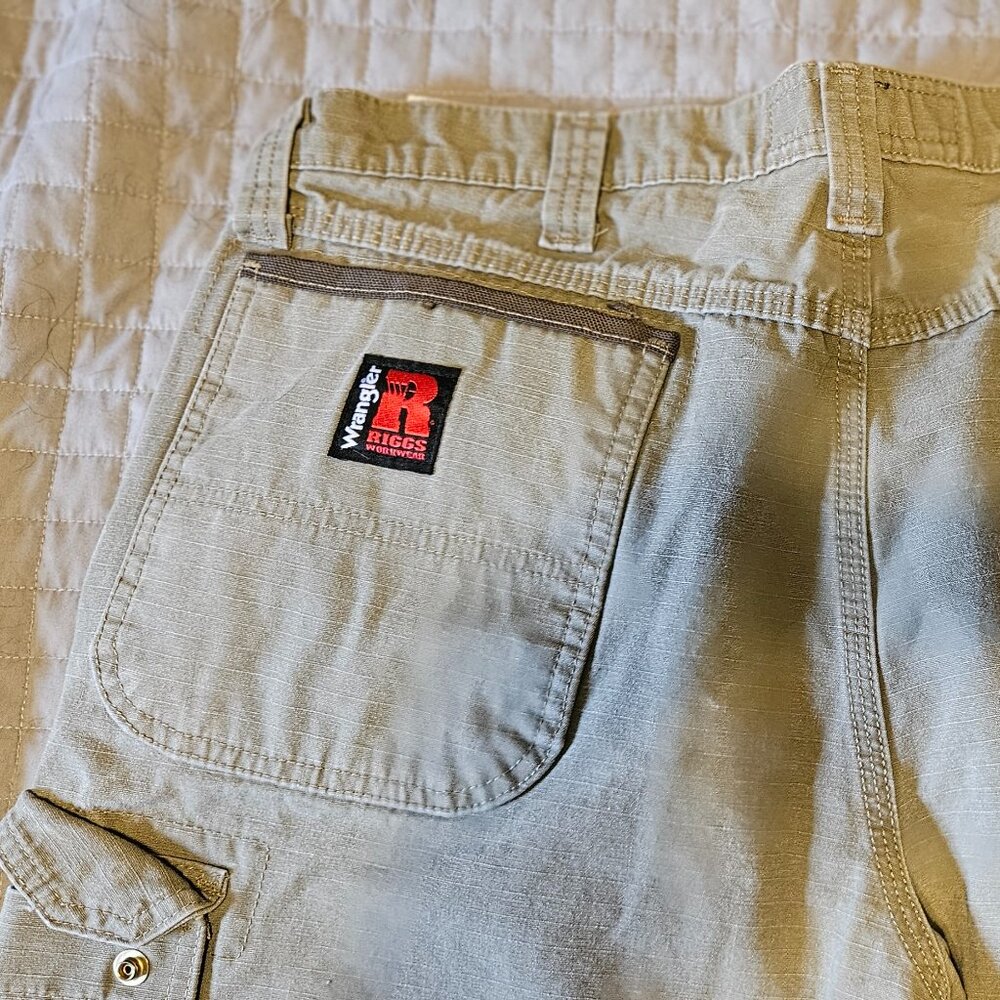 Wrangler Ruggs Fleece Lined Cargo Work pants   36x32